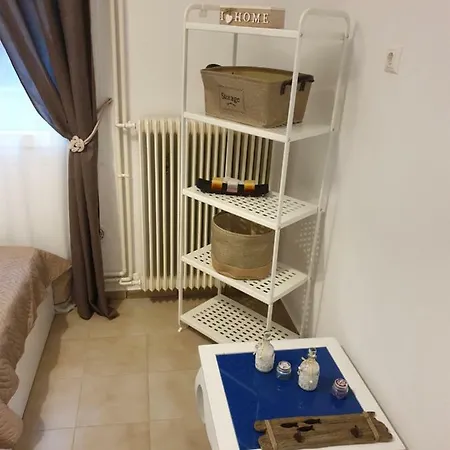 Alexander Beach Villa *