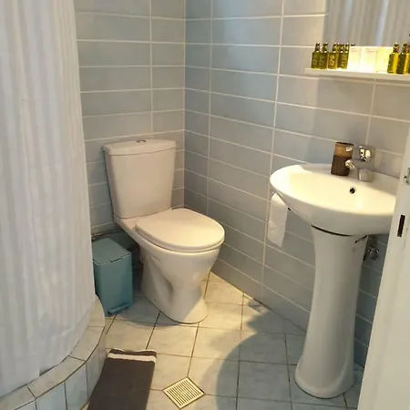 Alexander Beach Villa *